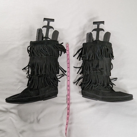 Minnetonka Black Fringe Suede Moccasin Boots - Picture 3 of 6